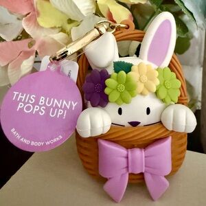 🆕🐰 BATH & BODY WORKS LIMITED EDITION  “SPRING BUNNY IN BASKET” POCKETBAC HOLDER